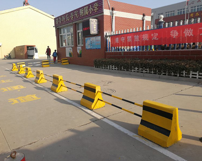 混凝土路沿石
